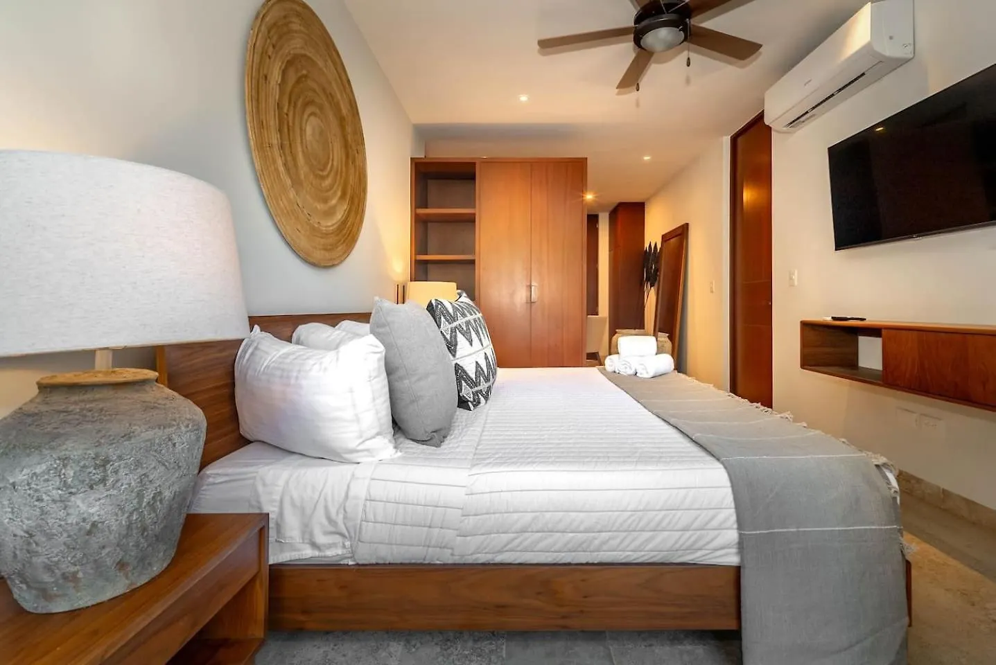Holiday home Lux 2Br Suite With Jungle Views, Pool, Gym At Nhoa Tulum Mexico